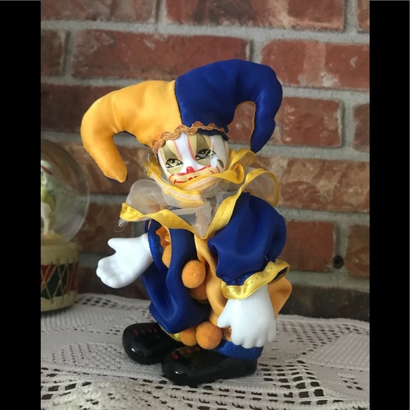 ❤️Rare Vintage 1970’s Hand Painted Porcelain Clown - Picture 5 of 8
